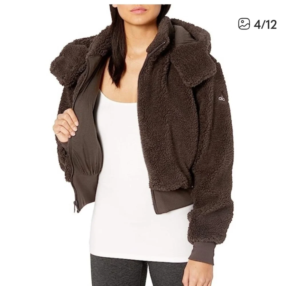 ALO Yoga Foxy Sherpa Teddy Jacket in Dark Brown - Picture 1 of 11